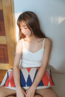 奈奈美岬被老人中出在线播放